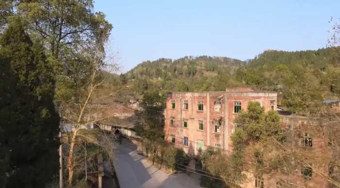 四川幸福的军工厂旧址，昔日辉煌繁华如县城，老厂搬迁却依然活着