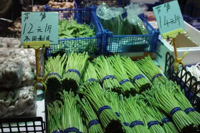 “从上海坐车买个菜再回去”，苏州最便宜的菜市场火了！