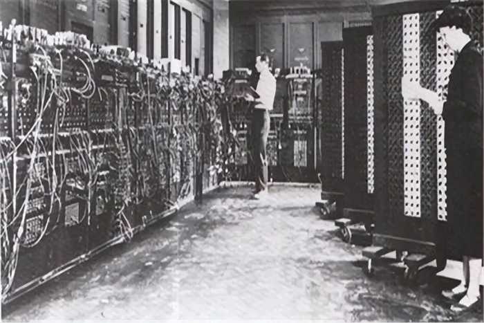 苏联的三进制电脑，为什么被二进制干掉了？核心在于思路走窄了