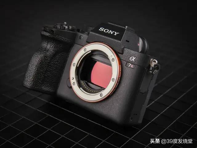 6100万像素，24000元售价 索尼A7R4微单相机详细评测