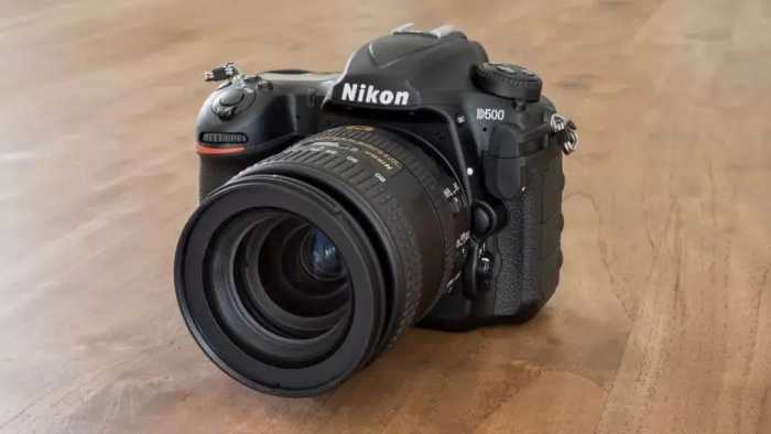 最贵的半幅相机比全画幅还贵，你会选它吗？