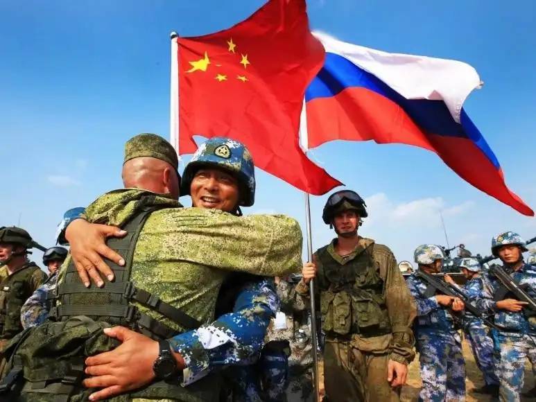 中俄联手反对霸权，美军方连夜来电，默认解放军3条规矩？